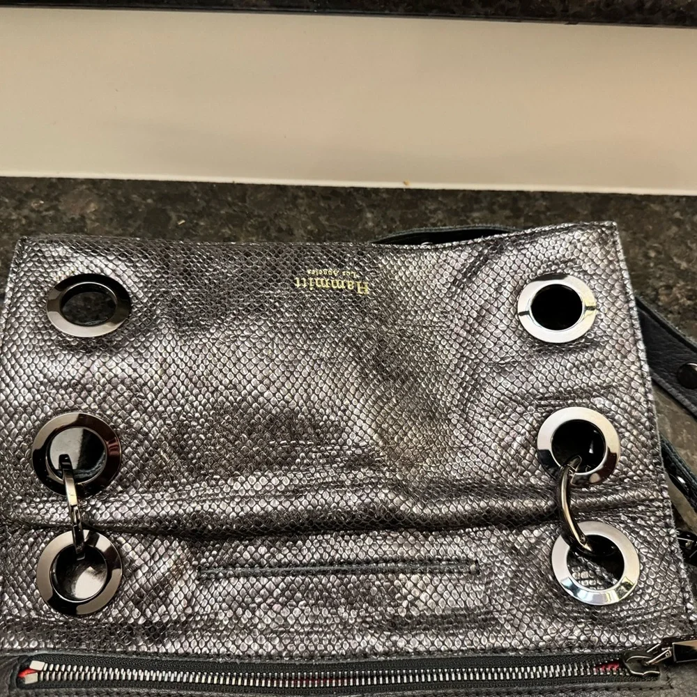 Hammitt- Montana Reversible Crossbody- Large 🖤 - Picture 4 of 11